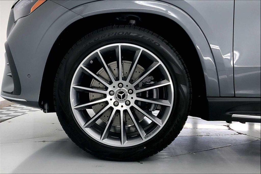 new 2026 Mercedes-Benz GLE 450 car, priced at $83,390