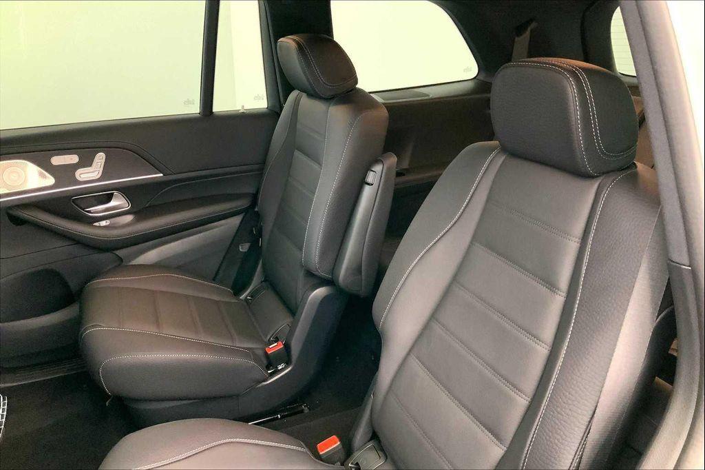 new 2026 Mercedes-Benz GLS 450 car, priced at $107,320