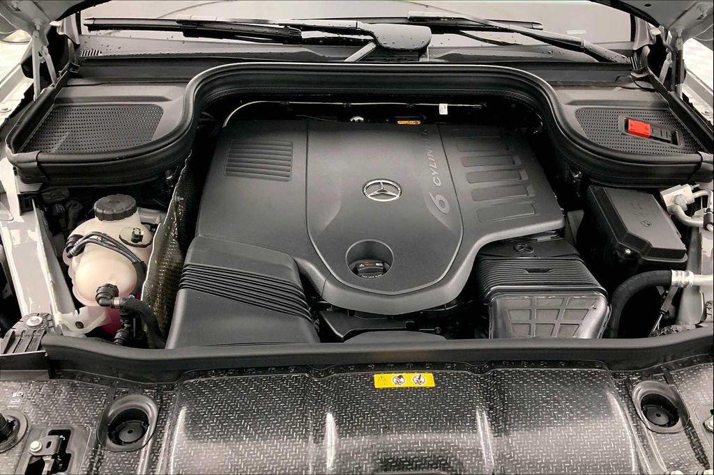 new 2026 Mercedes-Benz GLS 450 car, priced at $107,320