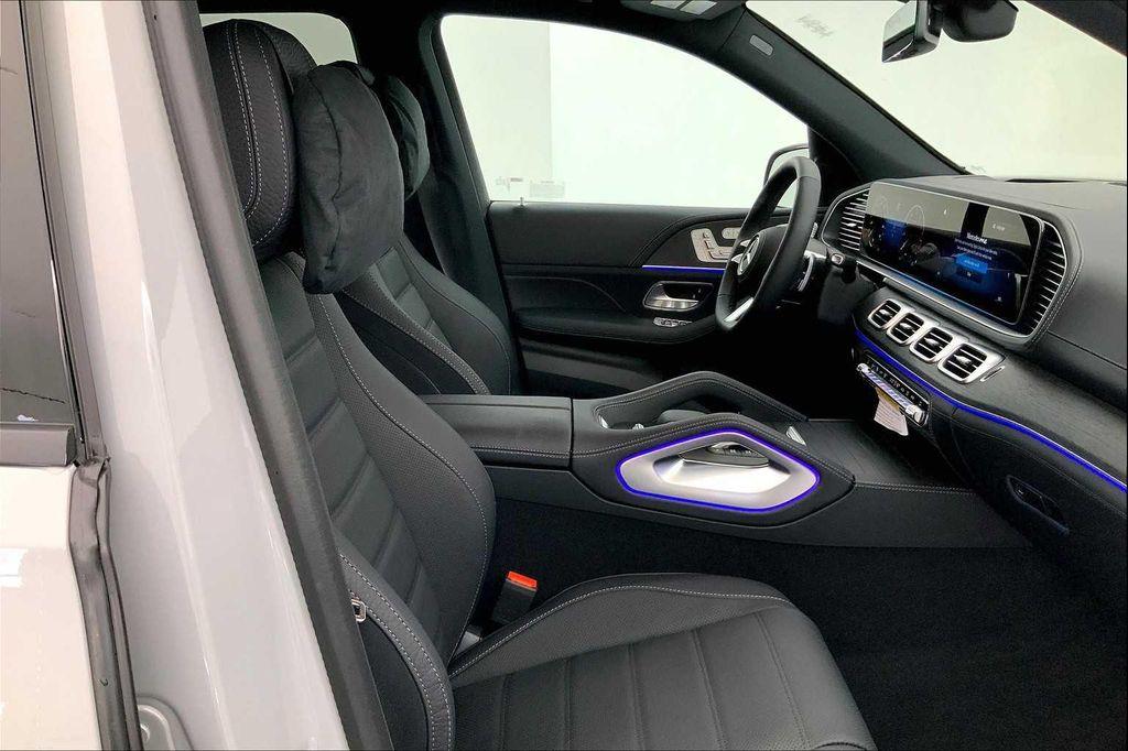 new 2026 Mercedes-Benz GLS 450 car, priced at $107,320