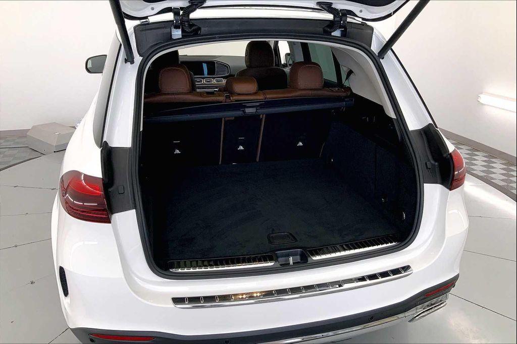 new 2026 Mercedes-Benz GLE 450 car, priced at $83,815