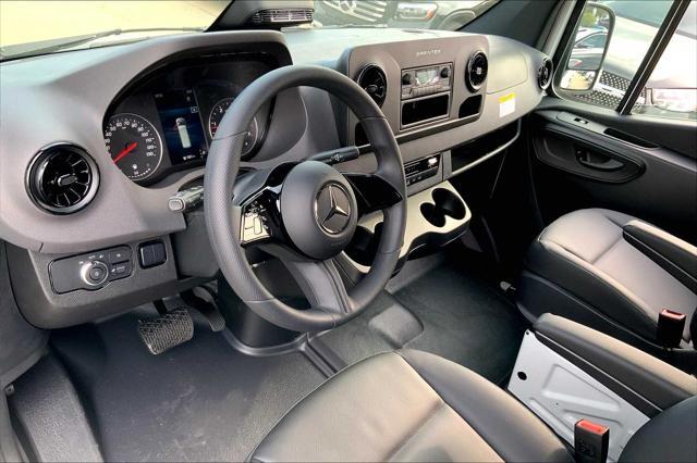 new 2025 Mercedes-Benz Sprinter 2500 car, priced at $56,461