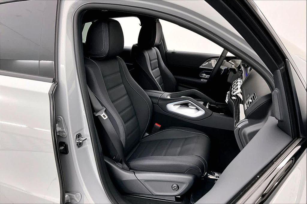 new 2026 Mercedes-Benz GLE 450 car, priced at $88,140