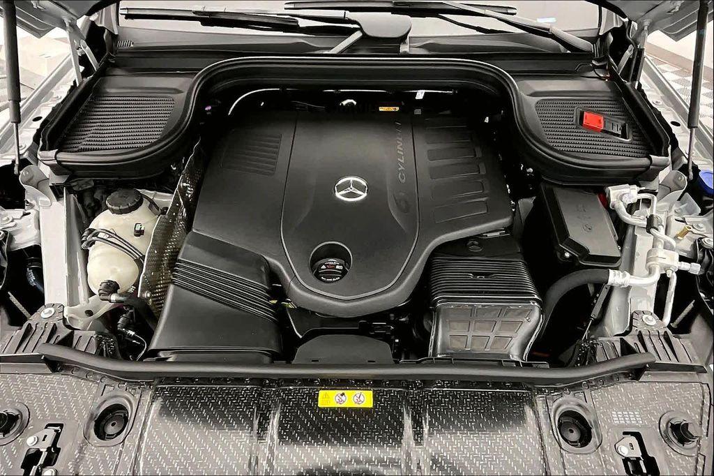 new 2026 Mercedes-Benz GLE 450 car, priced at $88,140
