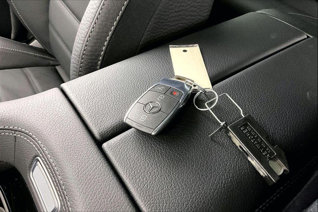 new 2026 Mercedes-Benz GLE 450 car, priced at $88,140