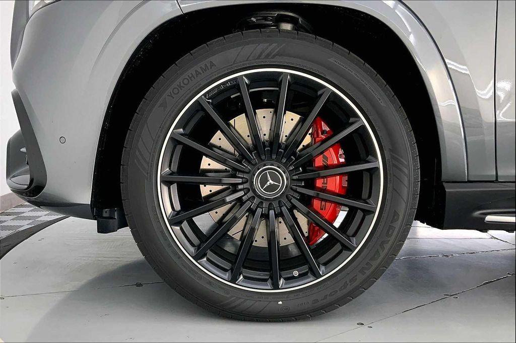 new 2026 Mercedes-Benz AMG GLS 63 car, priced at $165,345