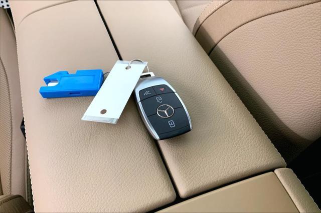 new 2025 Mercedes-Benz GLS 450 car, priced at $100,250