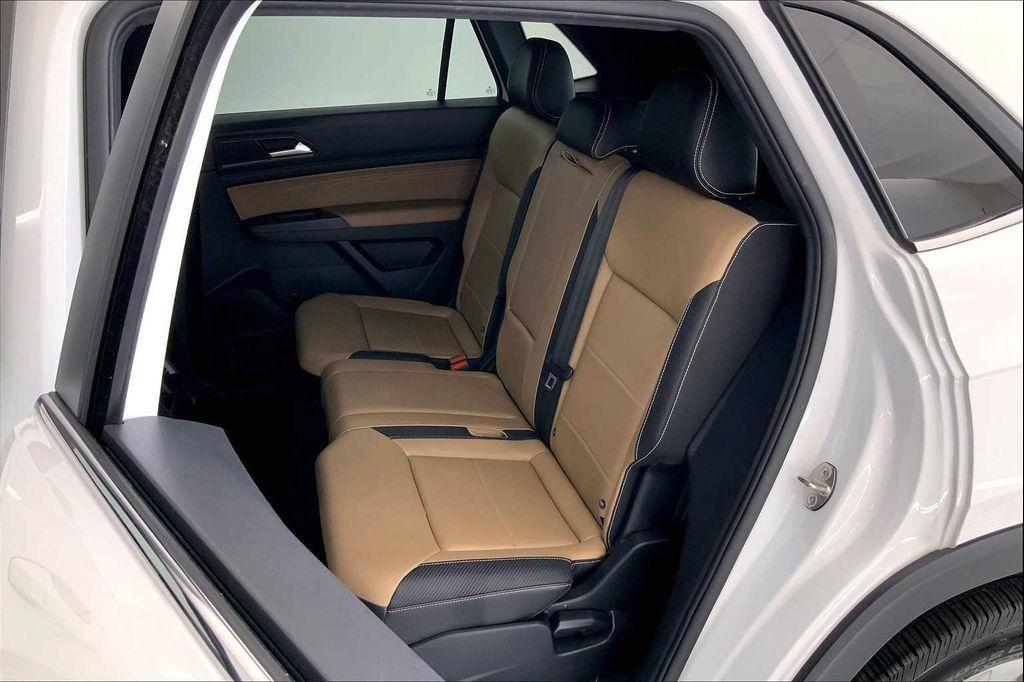 used 2021 Volkswagen Atlas Cross Sport car, priced at $18,303