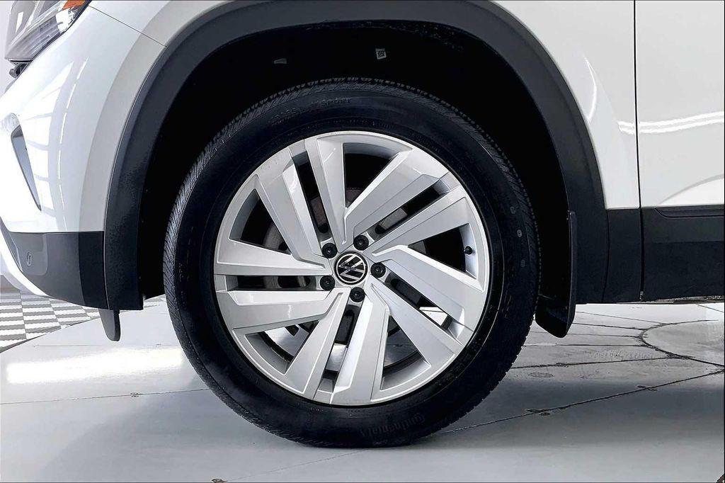 used 2021 Volkswagen Atlas Cross Sport car, priced at $18,303