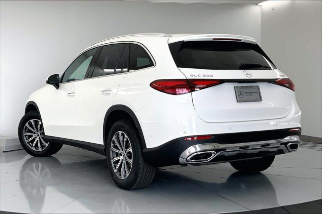 new 2024 Mercedes-Benz GLC 300 car, priced at $58,550