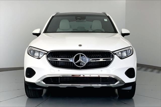 new 2024 Mercedes-Benz GLC 300 car, priced at $58,550