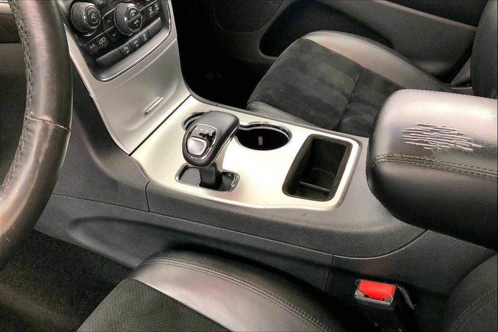 used 2015 Jeep Grand Cherokee car, priced at $8,669