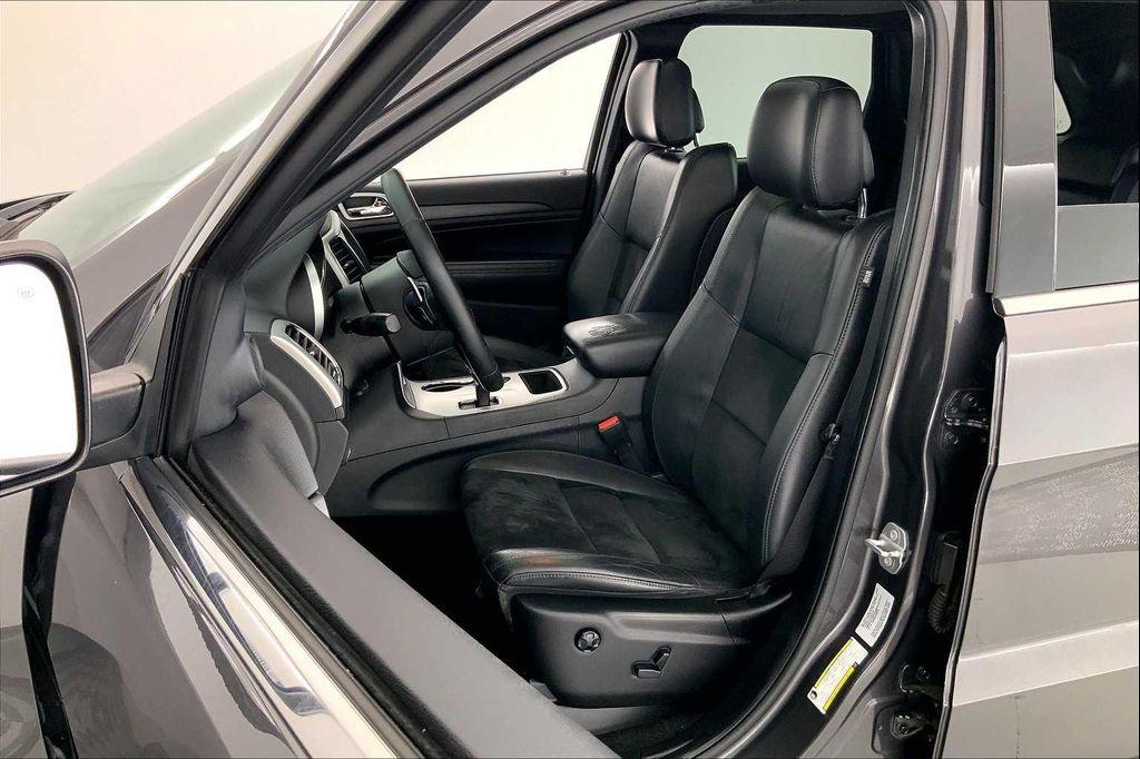 used 2015 Jeep Grand Cherokee car, priced at $8,669