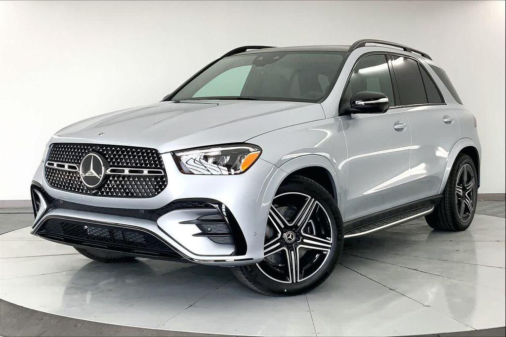 new 2025 Mercedes-Benz GLE 450 car, priced at $78,845