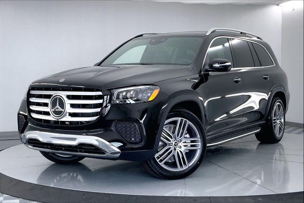 new 2025 Mercedes-Benz GLS 450 car, priced at $88,185