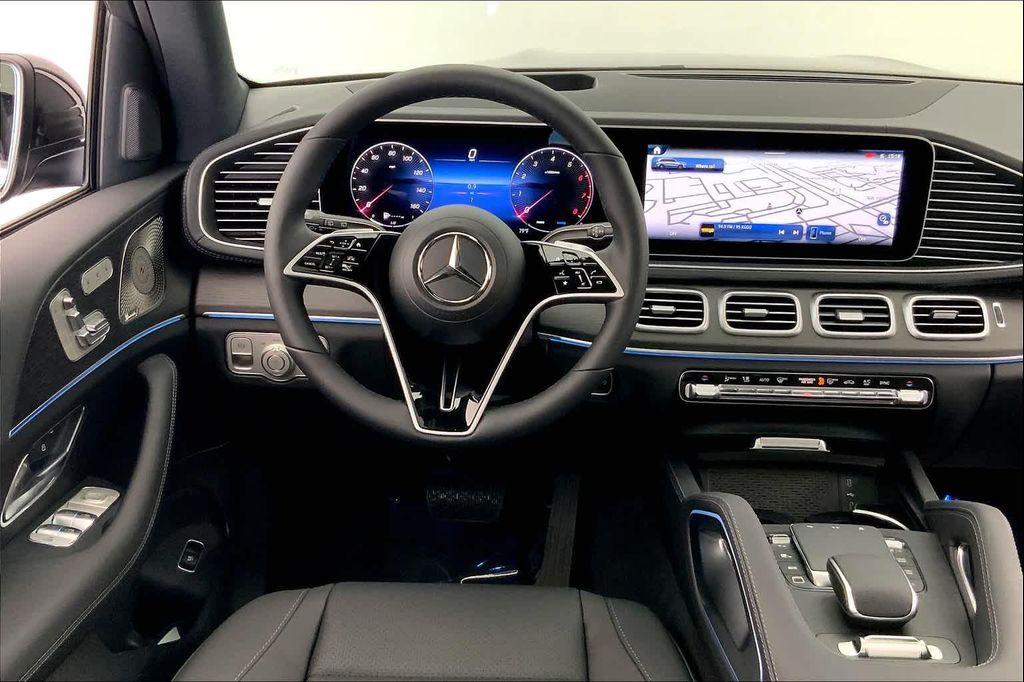 new 2025 Mercedes-Benz GLS 450 car, priced at $88,185