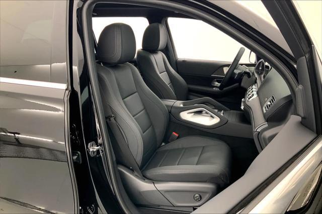 new 2025 Mercedes-Benz GLS 450 car, priced at $92,185