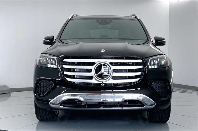 new 2025 Mercedes-Benz GLS 450 car, priced at $92,185