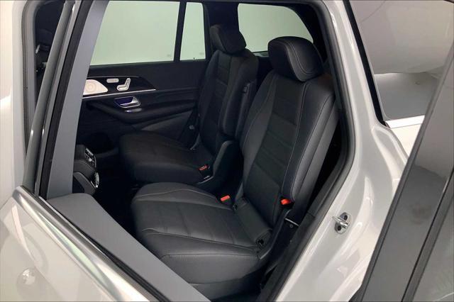 new 2025 Mercedes-Benz GLS 450 car, priced at $101,235