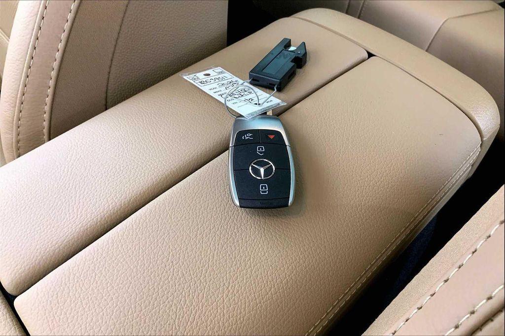 new 2026 Mercedes-Benz GLE 450 car, priced at $94,835