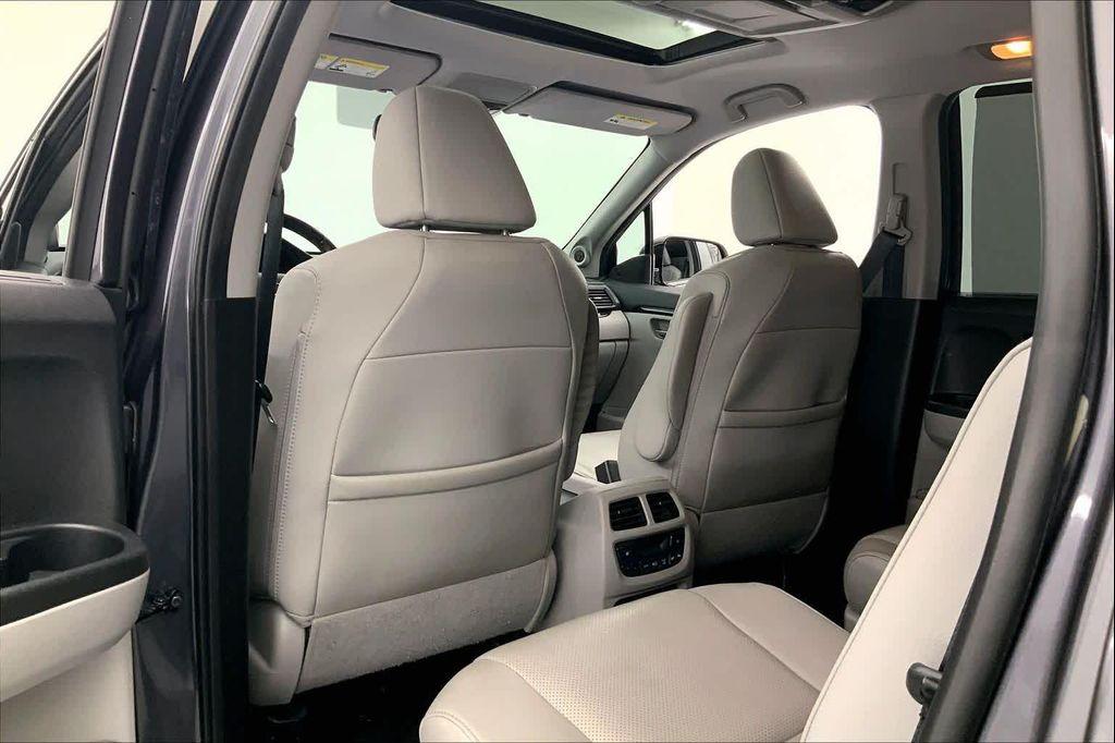 used 2018 Honda Pilot car, priced at $23,979