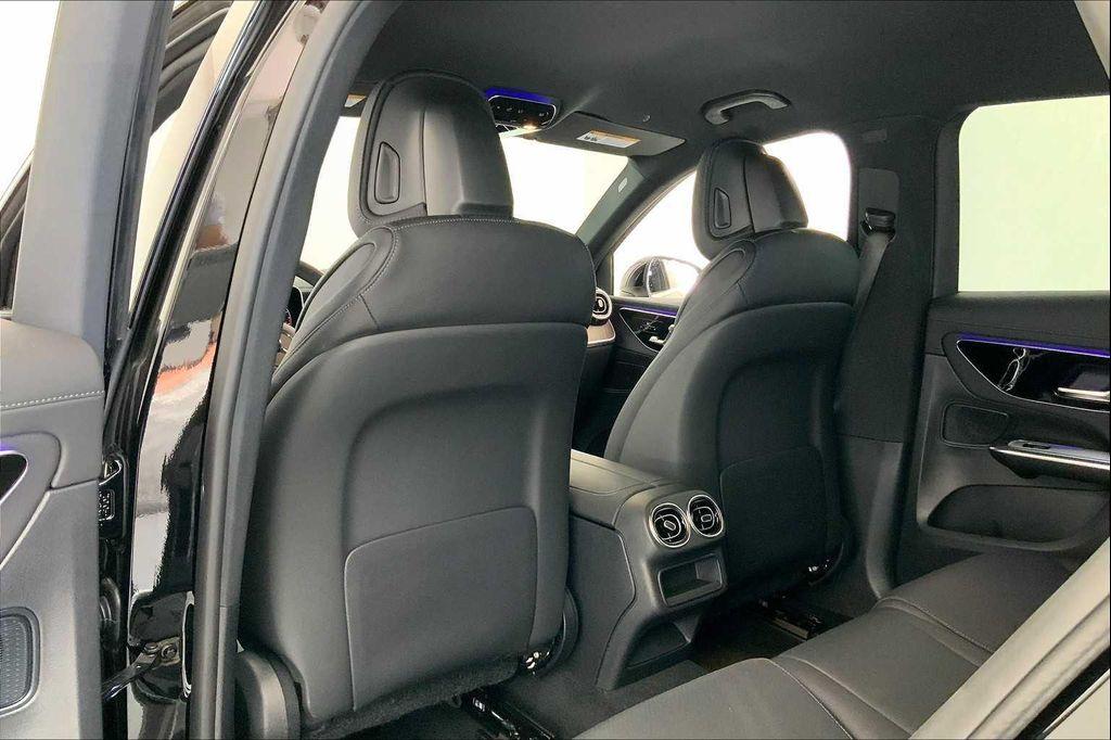 new 2025 Mercedes-Benz GLC 300 car, priced at $48,165