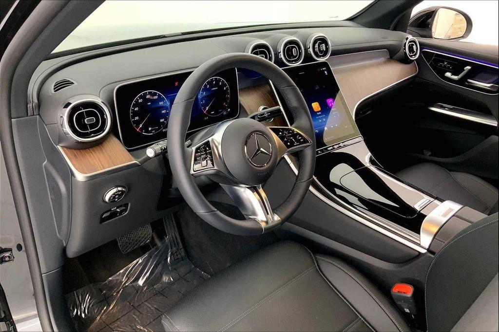 new 2025 Mercedes-Benz GLC 300 car, priced at $48,165