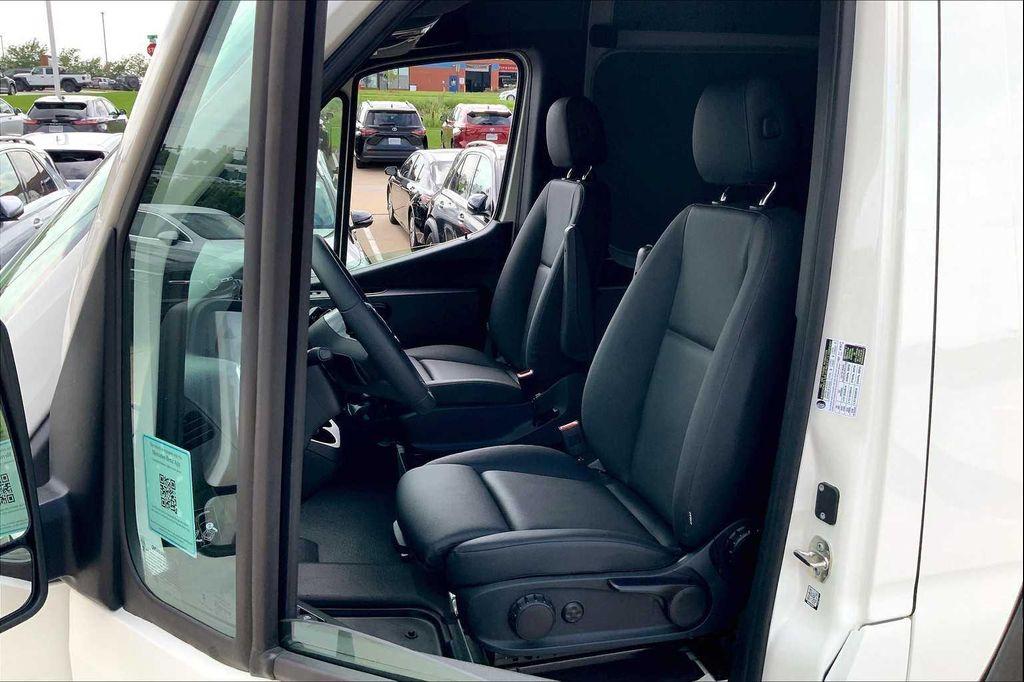 new 2025 Mercedes-Benz Sprinter 3500 car, priced at $78,520