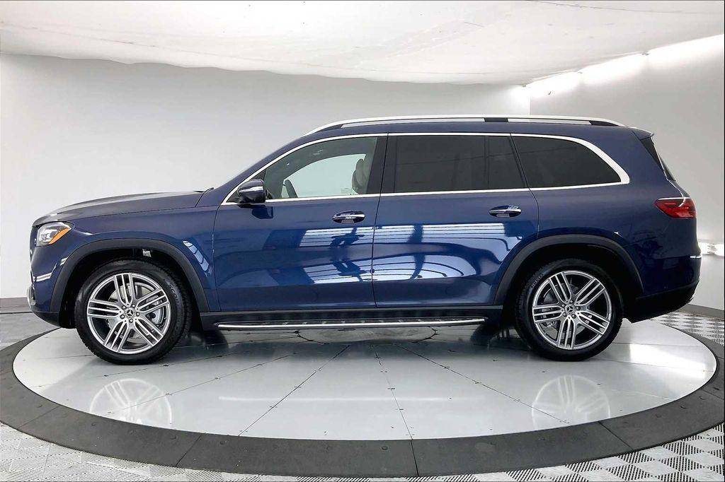 new 2026 Mercedes-Benz GLS 450 car, priced at $100,140
