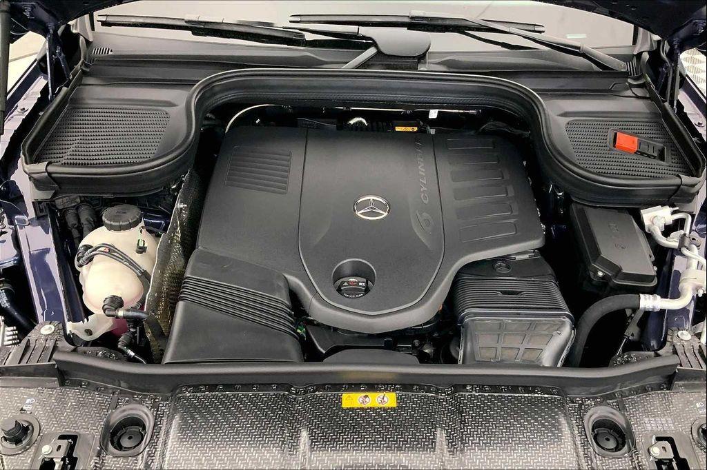 new 2026 Mercedes-Benz GLS 450 car, priced at $100,140