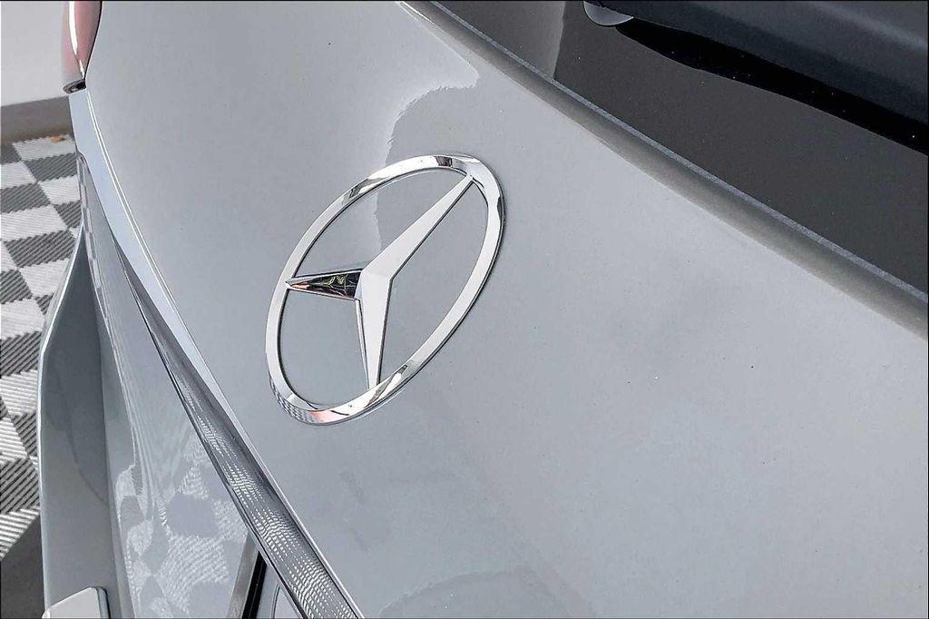 new 2026 Mercedes-Benz AMG GLE 53 car, priced at $104,590