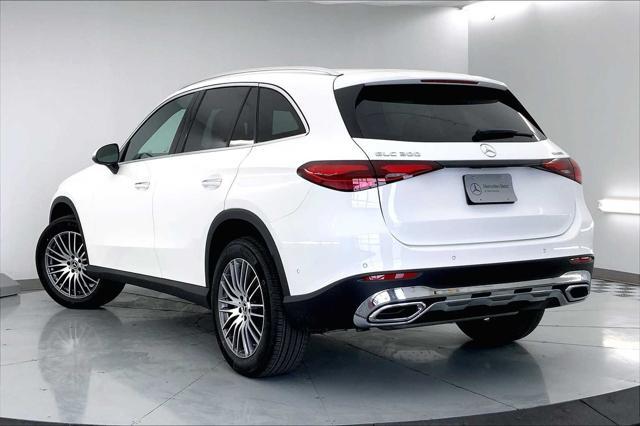 new 2025 Mercedes-Benz GLC 300 car, priced at $53,385