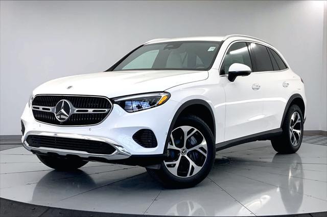 new 2025 Mercedes-Benz GLC 350e car, priced at $61,400