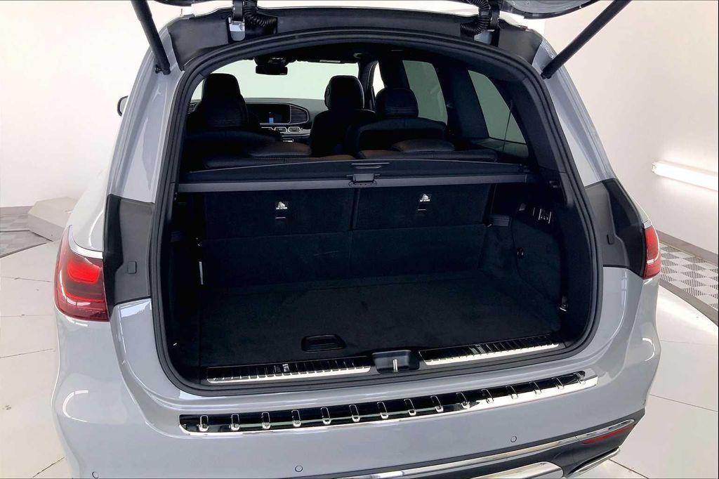 new 2025 Mercedes-Benz GLS 450 car, priced at $101,235