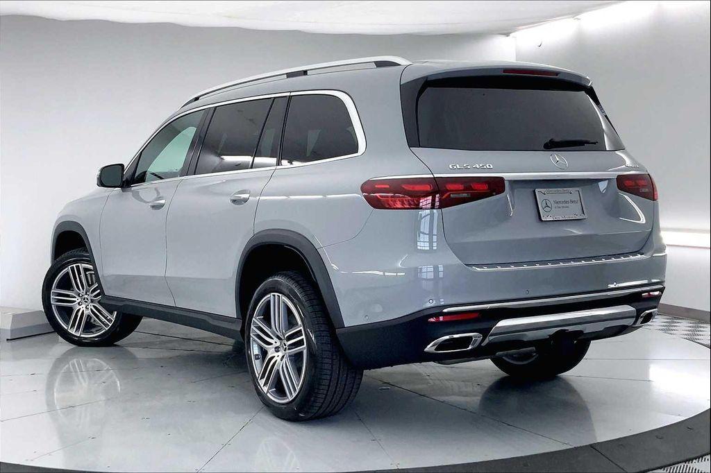 new 2025 Mercedes-Benz GLS 450 car, priced at $101,235
