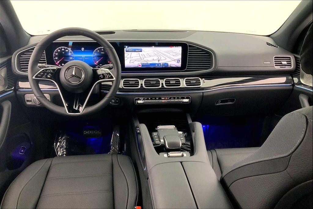 new 2025 Mercedes-Benz GLS 450 car, priced at $101,235