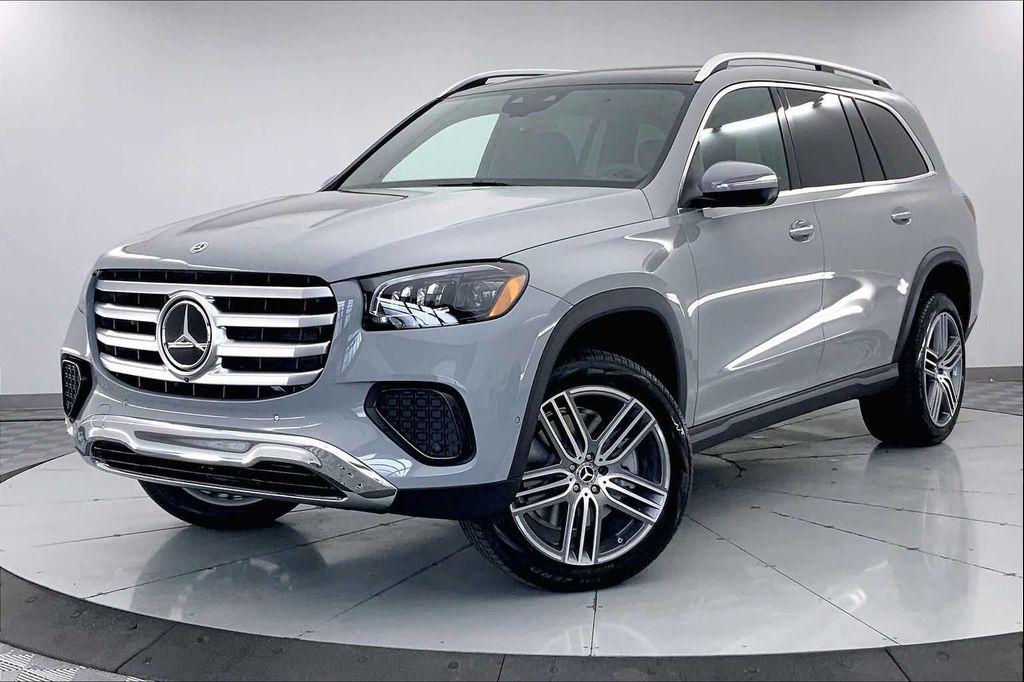 new 2025 Mercedes-Benz GLS 450 car, priced at $101,235