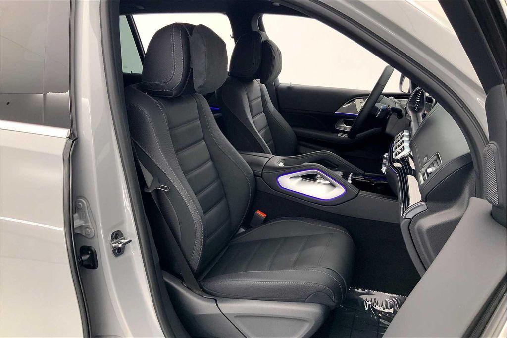 new 2025 Mercedes-Benz GLS 450 car, priced at $101,235