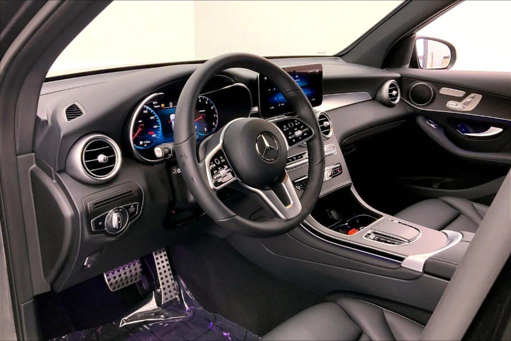 new 2022 Mercedes-Benz GLC 300 car, priced at $43,860