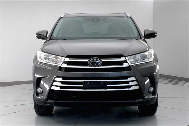 used 2017 Toyota Highlander car, priced at $19,697