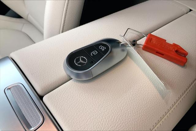 new 2025 Mercedes-Benz GLC 350e car, priced at $61,400