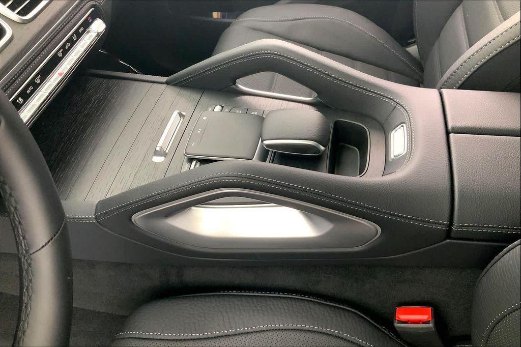 new 2026 Mercedes-Benz GLE 450 car, priced at $89,040