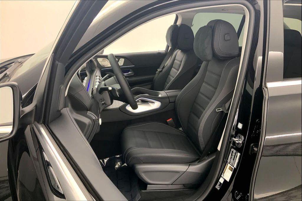 new 2026 Mercedes-Benz GLE 450 car, priced at $89,040