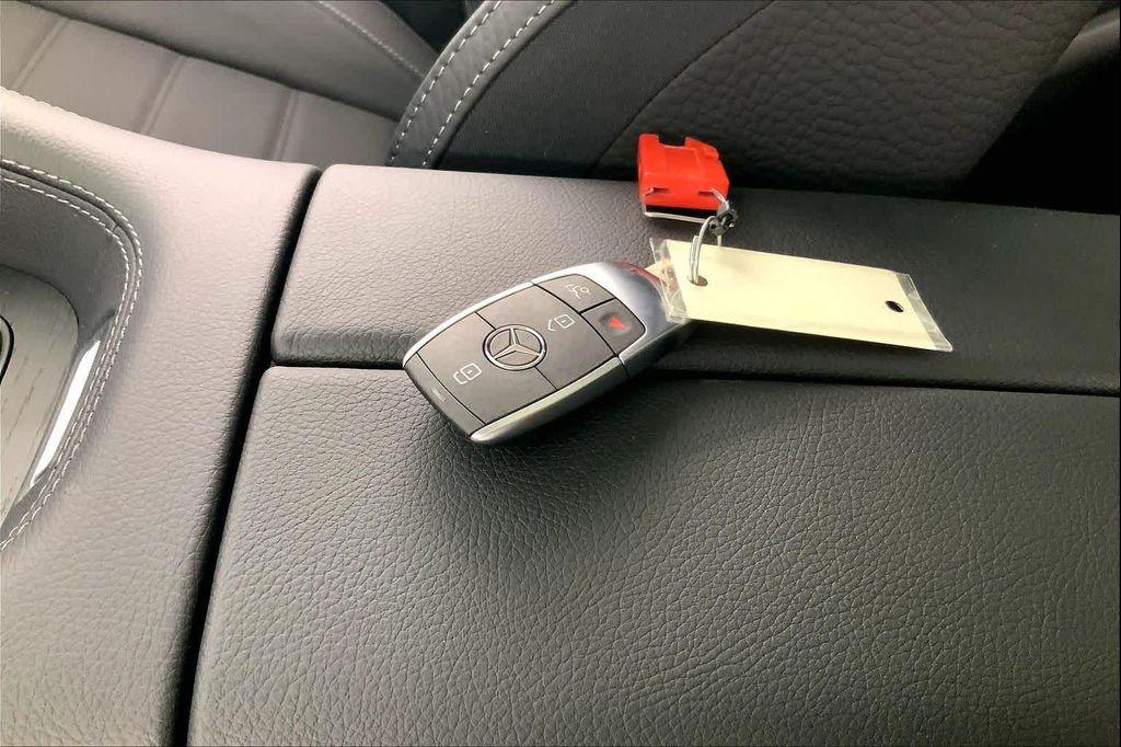 new 2026 Mercedes-Benz GLE 450 car, priced at $89,040