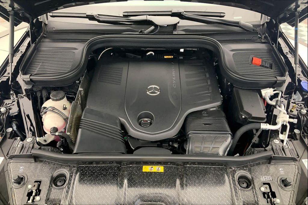 new 2026 Mercedes-Benz GLE 450 car, priced at $89,040