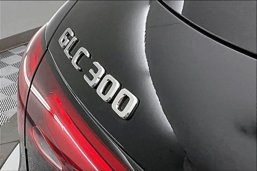 new 2026 Mercedes-Benz GLC 300 car, priced at $58,035