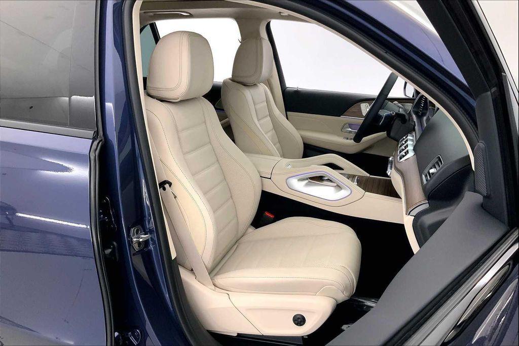 new 2026 Mercedes-Benz GLE 450 car, priced at $81,100
