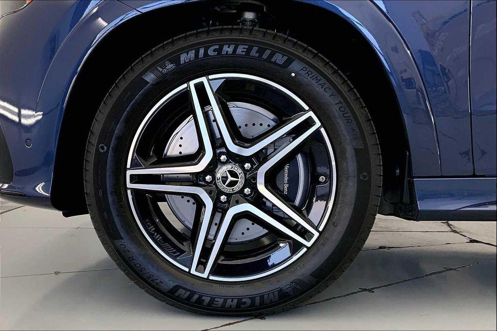 new 2026 Mercedes-Benz GLE 450 car, priced at $81,100