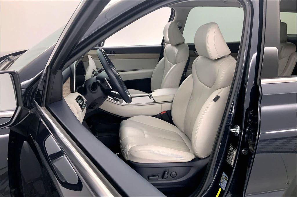 used 2022 Hyundai Palisade car, priced at $29,124