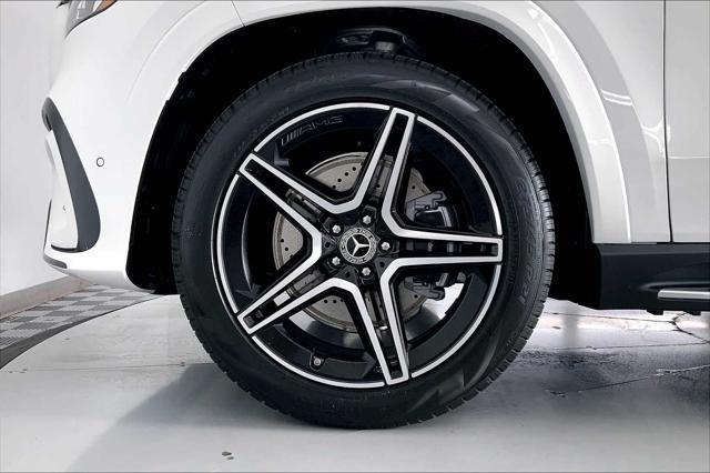 new 2025 Mercedes-Benz GLS 450 car, priced at $100,900